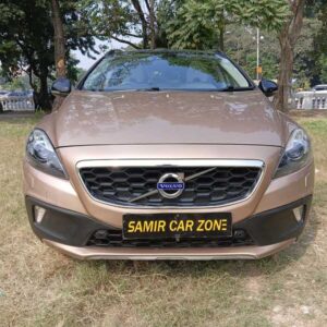 VOLVO V40 CROSS COUNTRY D3 INSCRIPTION
