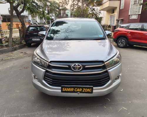 TOYOTA INNOVA CRYSTA 2.4G MT